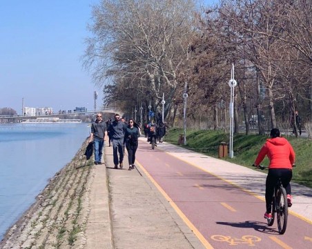 Топло ще е времето днес, с температури до 19 градуса