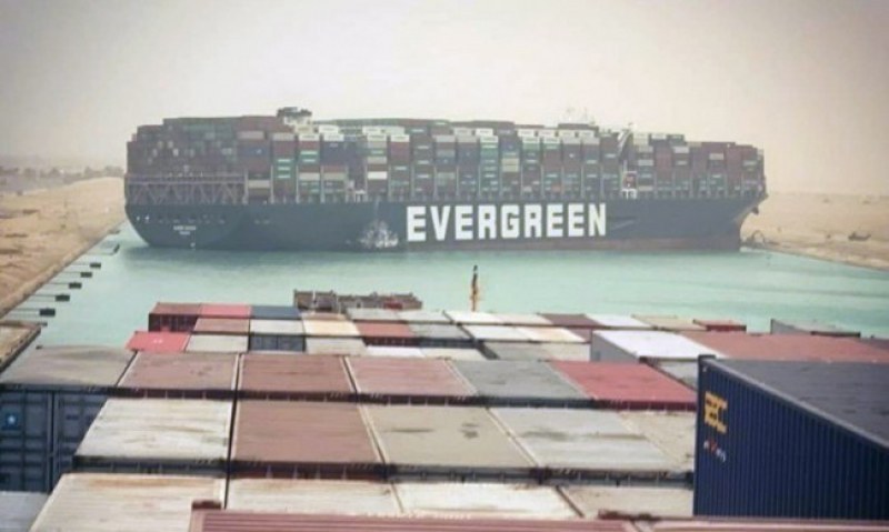 Блокадата на Суецкия канал ще доведе до поскъпване на горивото и други стоки у нас