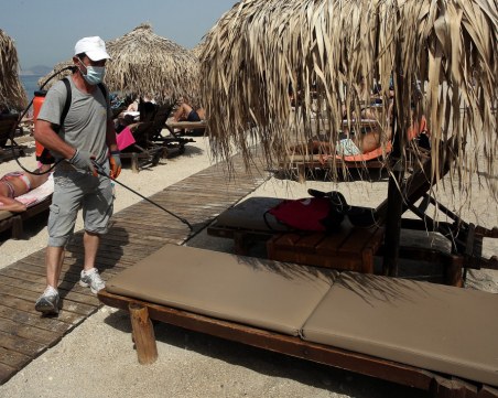 Гърция утвърди строги изисквания за туристите