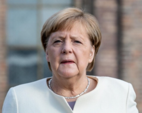 Меркел: Навлязохме в най-опасната фаза на пандемията