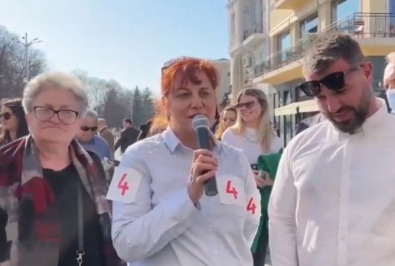 Кандидат-депутат от БСП в Пловдив подкрепи Божков, хвали го за партията