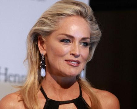 Шарън Стоун призна, че е била изнасилвана от дядо си