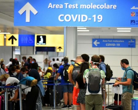 Италия въвежда карантина за пристигащите от България