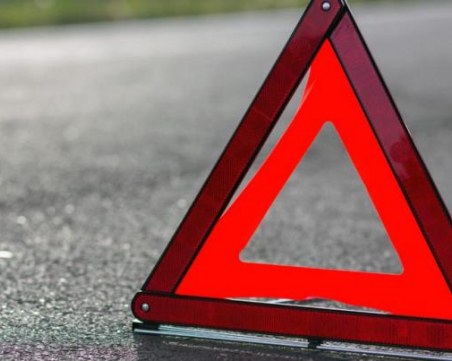 Катастрофа затруднява движението на АМ Марица