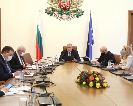 Правителството отпуска 13 млн. лева за фундаментални изследвания