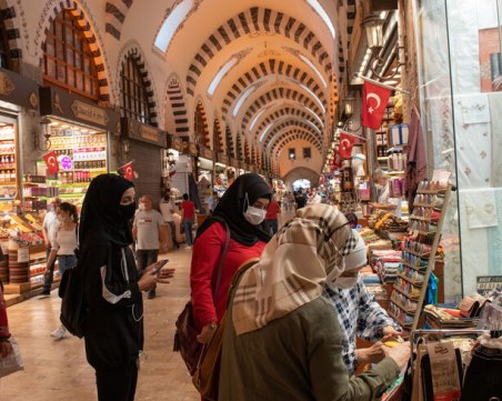 Турция с нов рекорд по заразени с COVID-19 – близо 40 000