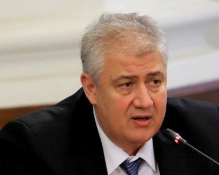 Проф. Балтов: Има области, в които предстои пика!  Увеличение на случаите има в Пловдив