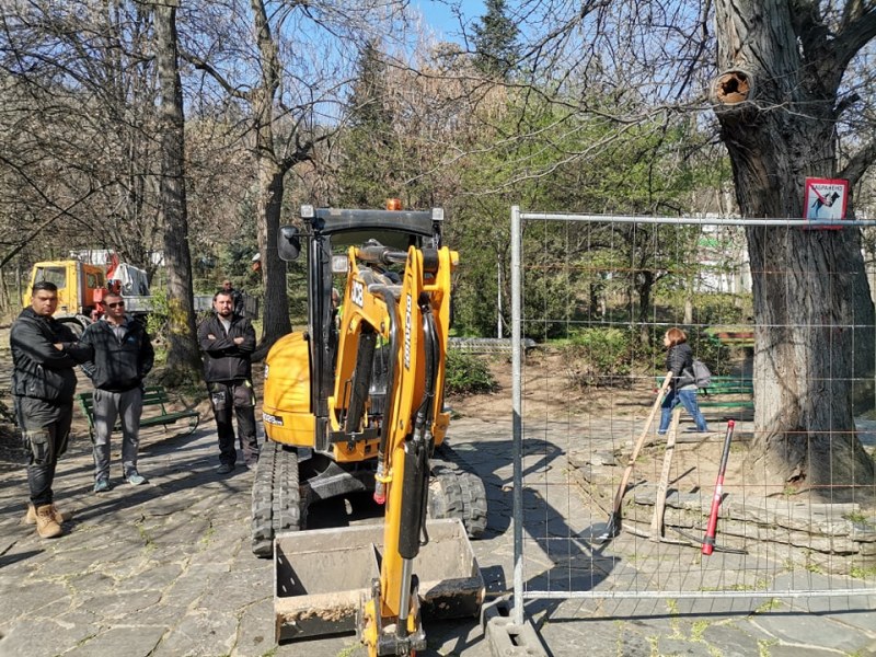 Изграждат първата детска площадка в Пловдив за деца със специални потребности