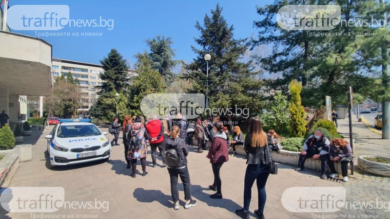 Търговци от Пловдив на протест: Борим се да си платим наемите, да си храним семействата