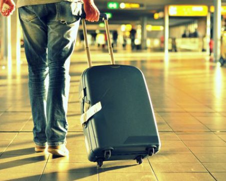 Германия изисква PCR тест дори и за транзитно преминаващите през страната