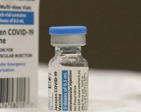 Johnson & Johnson започват клиничните изпитвания сред тийнейджъри