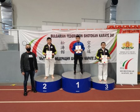 Каратисти от пловдивски клуб грабнаха четири медала от национално първенство