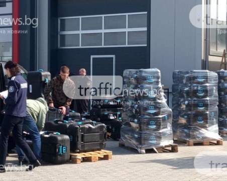 От ЦИК заявиха, че ще наваксат изоставането от графика за доставка на машините