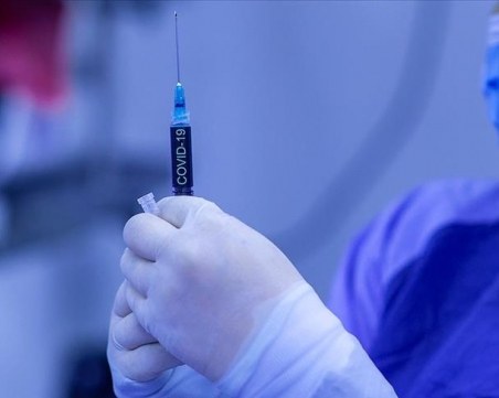 Откриха нов, устойчив на ваксини вариант на COVID-19 в Япония