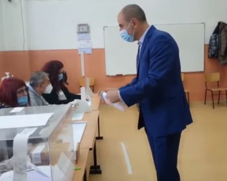 Цветан Цветанов: Гласувах за бъдещ силен парламент