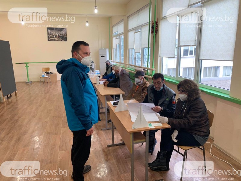 Близо 14 000 души са гласували до 10 часа в Пловдив