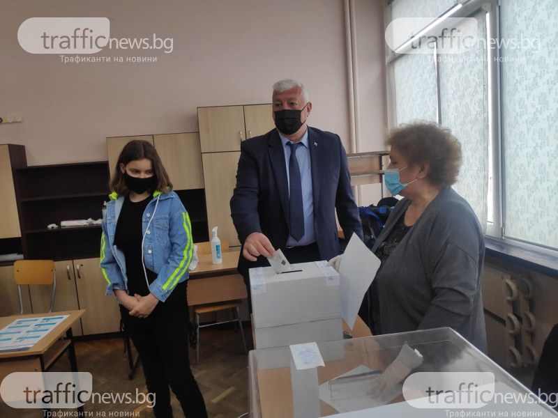 Здравко Димитров: Няма нарушения в Пловдив, избирателната активност е нормална