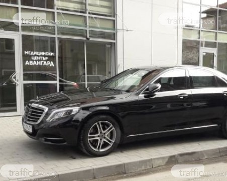 Пловдивски общинар спря безумно на метри от паркинг, не бе за 