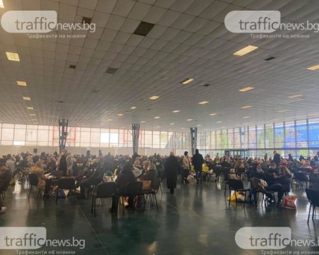 ЦИК за опашките и хаоса: Спазвахме изборния кодекс, свършихме си работата