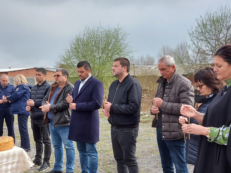 В Ягодово правят фитнес на открито, кметът Павел Михайлов постави началото на строителството