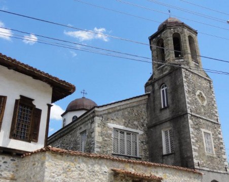 Стартира дарителска кампания за 150-годишна църква в Родопите