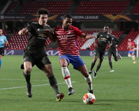 Юнайтед на крачка от полуфиналите в Лига Европа, Арсенал се издъни у дома