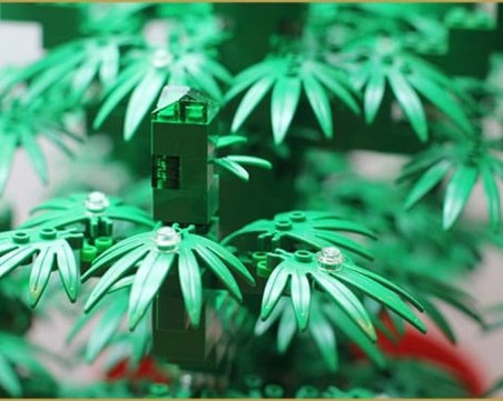 ЛЕГО ще използва коноп за всички играчки до 2030 г.?