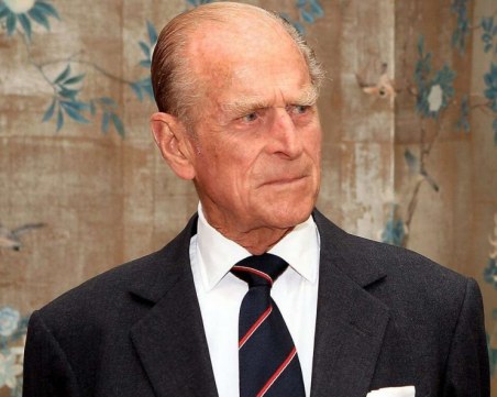 Мачовете от Висшата лига започват с минута мълчание в памет на принц Филип