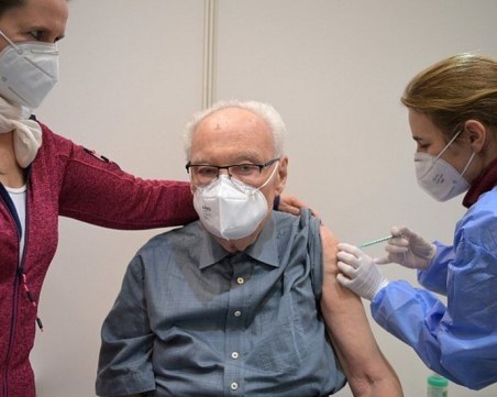 Германия ваксинира близо 15% от населението си