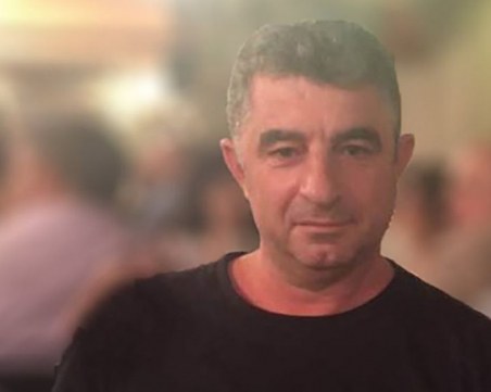 След разстрела на журналиста Йоргос Карайвас, колеги: Шокирани сме