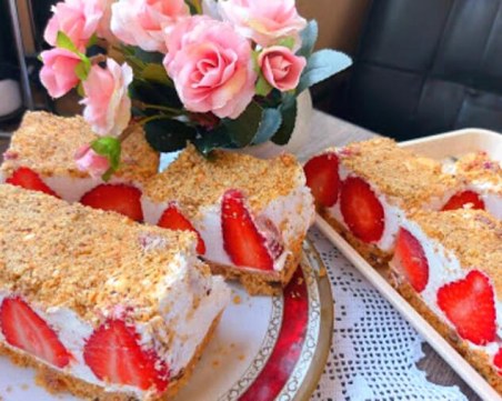 Великденска торта - лесна за приготвяне и без печене