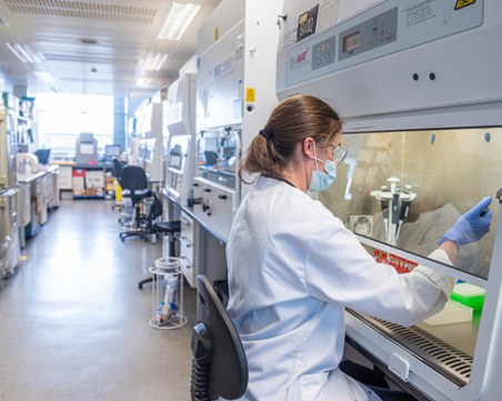 Изследване: 10 пъти по-висок риск от тромбоза след COVID-19, отколкото от ваксината