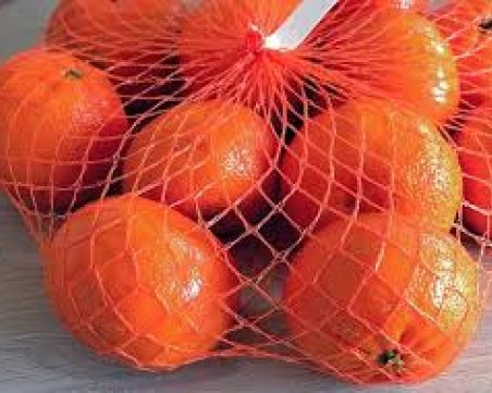 Над 560 тона мандарини са иззети на границата заради пестициди