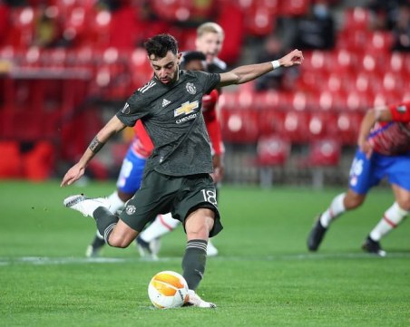 Стават ясни полуфиналистите в Лига Европа