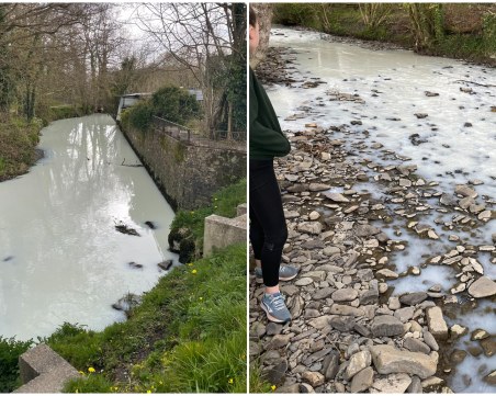 Уелската река побеля, след като цистерна катастрофира и разля мляко в нея