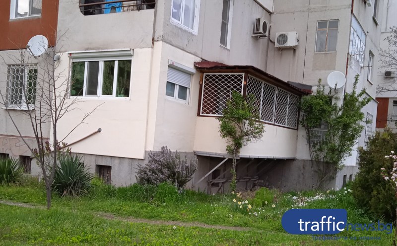 Пловдивчанин си построи тераса към апартамента в 