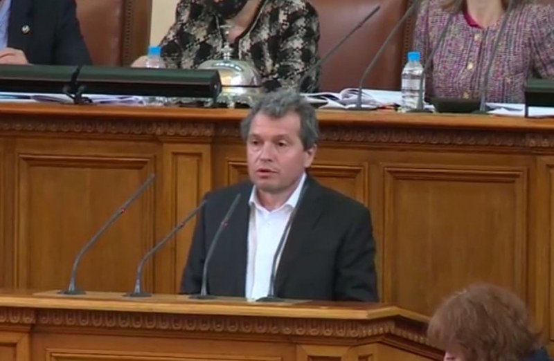 Канонада от обиди към Борисов от ИТН, ГЕРБ искат от председателя  да ги глоби