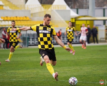 Атанас Илиев се завръща за Ботев, вижте съставите на 