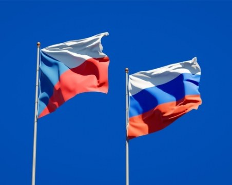 Чехия гони 18 руски шпиони от посолството в Прага