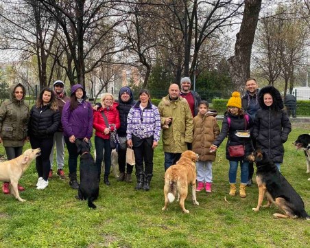 С демонстрации откриха площадка за разходка на кучета в 