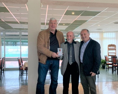 Здравко Димитров връчи награди в тенис клуб 