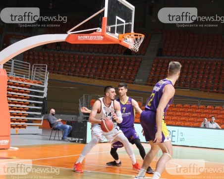 Академик ще играе с Черноморец в плейофите в НБЛ