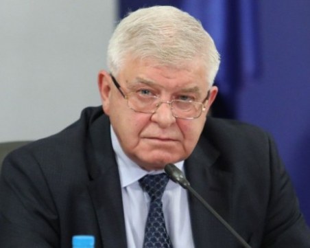 Кирил Ананиев: Няма проблем с резерва, платихме 5.1 млрд. заради пандемията