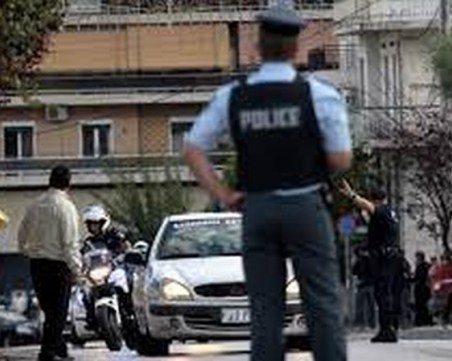 Разбиха мрежа за трафик на мигранти в Гърция