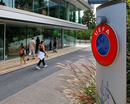 УЕФА заплаши 12 от най-добрите клубове, че ще ги накаже сурово, ако направят Суперлига