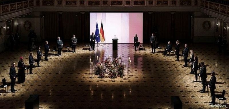 Германия почете паметта на жертвите на пандемията с възпоменателна церемония