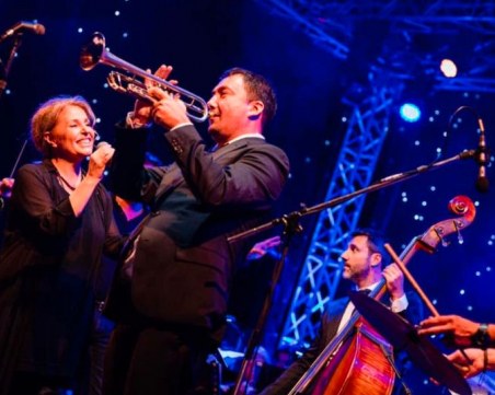 Хилда Казасян представя 