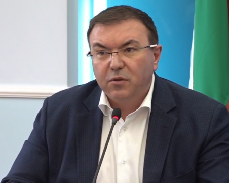 Министър Ангелов с 5 важни решения за ваксинирането! Дават нови възможности за хората с АстраЗенека