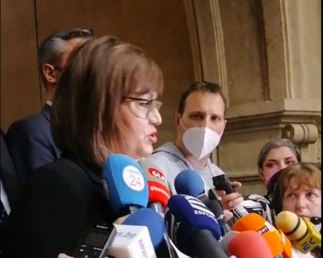 Нинова: Няма да предлагаме министри в кабинет на ИТН, готови сме са разговрои