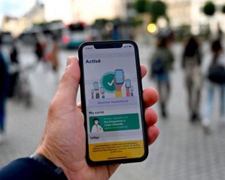 Франция първа тества цифров сертификат за ваксинация срещу Covid-19